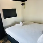 Maison Noire Westende-bad Incl Parking & Ontbijt Bed & Breakfast 4*