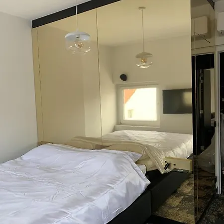 Maison Noire Westende-bad Incl Parking & Ontbijt Отель типа 