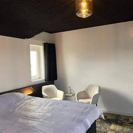 Maison Noire Westende-bad Incl Parking & Ontbijt Миделкерк