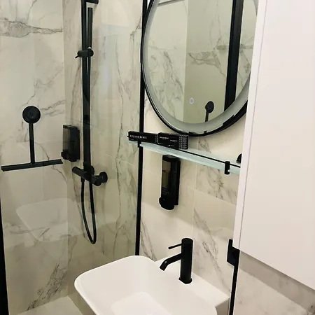 Maison Noire Westende-bad Incl Parking & Ontbijt 미들케르케