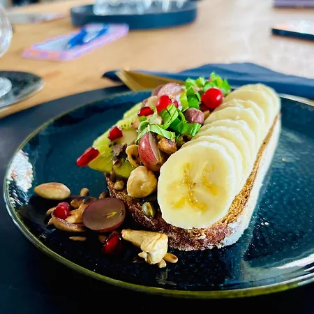 Maison Noire Westende-bad Incl Parking & Ontbijt 4*