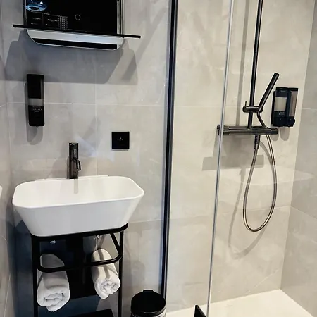 Maison Noire Westende-bad Incl Parking & Ontbijt 4* 미들케르케