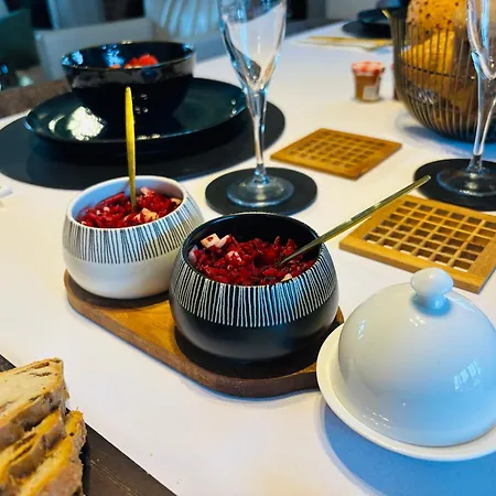 Maison Noire Westende-bad Incl Parking & Ontbijt B&B 미들케르케