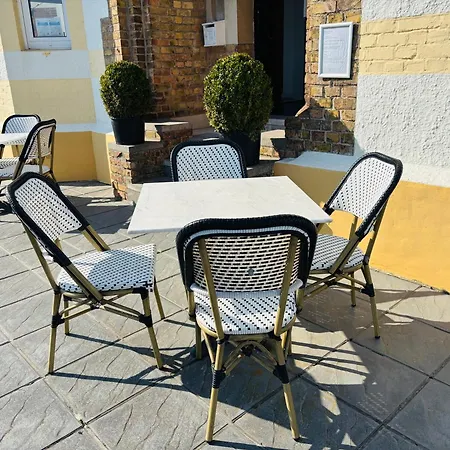 Maison Noire Westende-bad Incl Parking & Ontbijt 4* Middelkerke