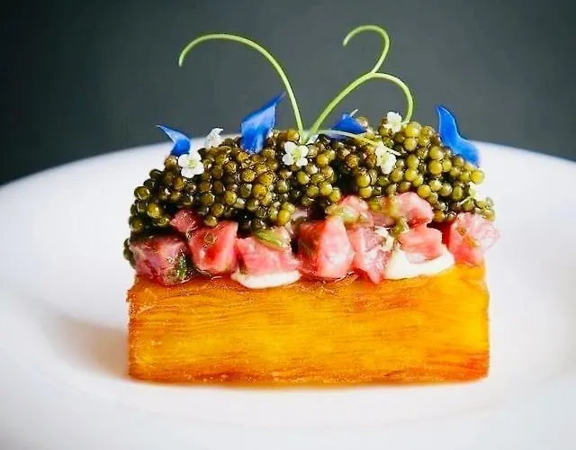 Maison Noire Westende-bad Incl Parking & Ontbijt 住宿加早餐酒店 米德尔克尔克