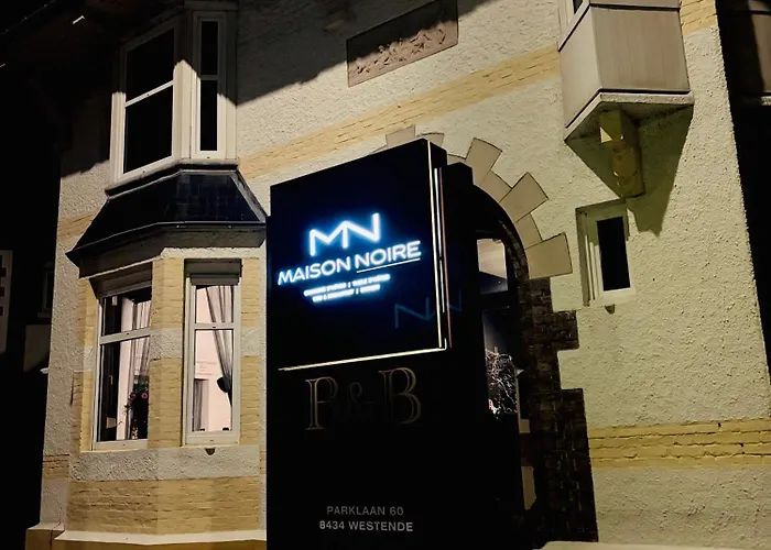 Maison Noire Westende-bad Incl Parking & Ontbijt